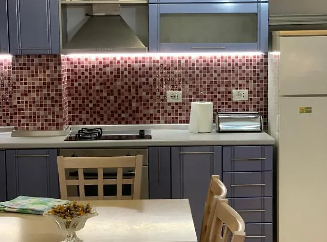 Feels Like Apartment