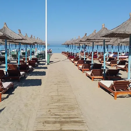 Feels Like * Golem (Tirana)