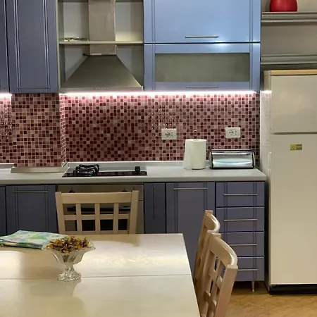 Feels Like Apartment